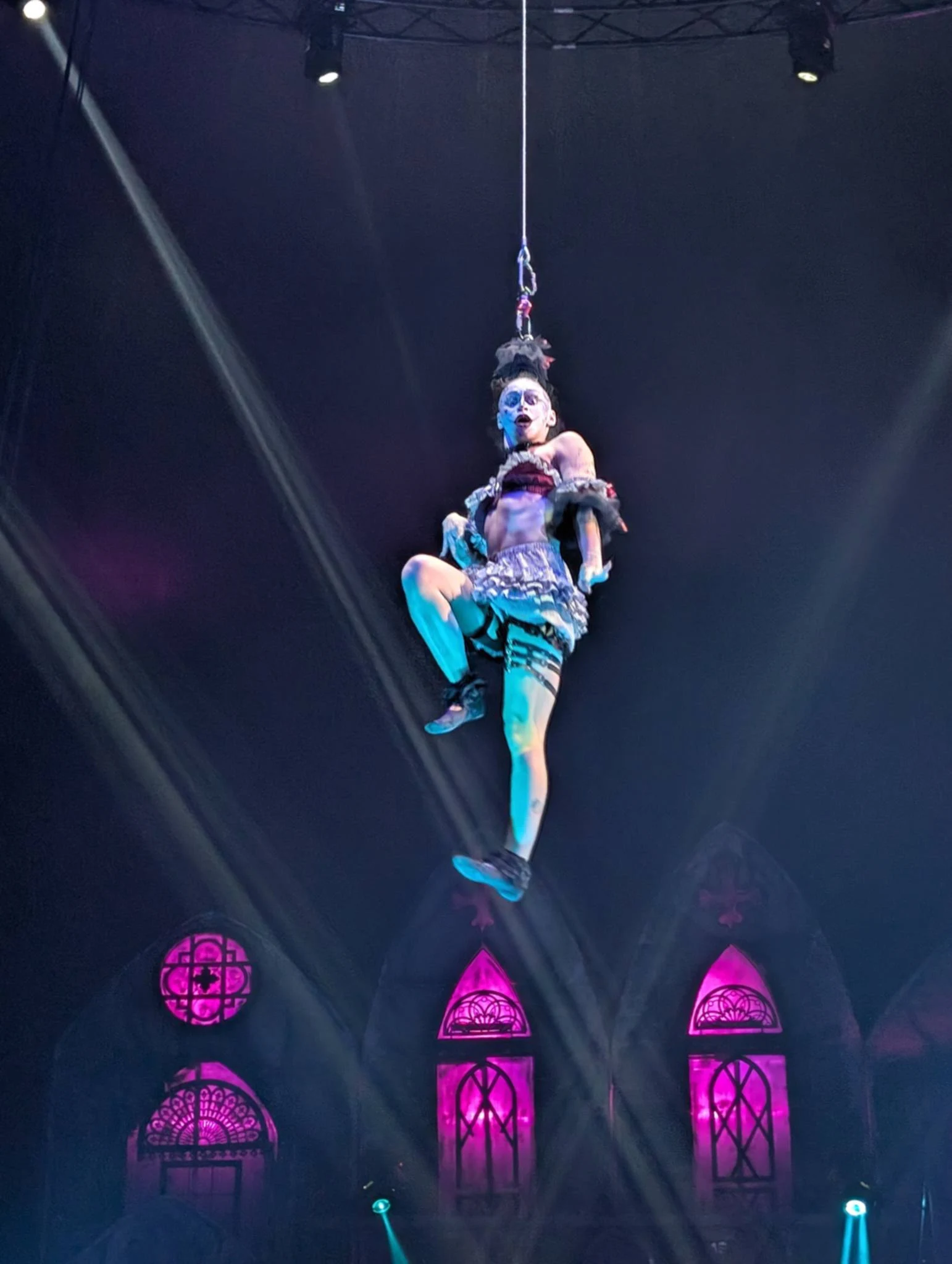 Hair Suspension — Tink performing